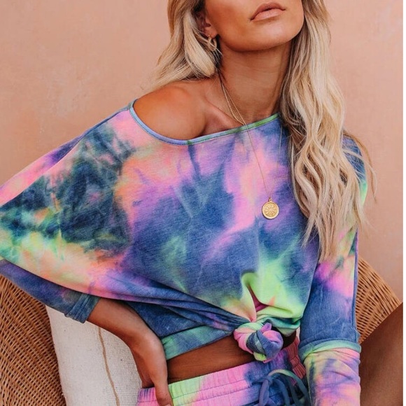 MEDIUM AVAILABLE TIEDYE 2 PIECE SHORTS SET NWT - Picture 4 of 6